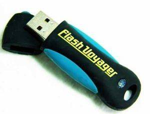 CORSAIR 32GB FLASH VOYAGER