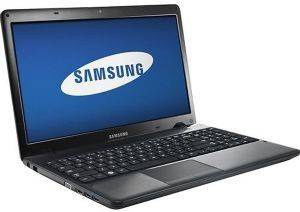 SAMSUNG NP365E5C-S05US 15.6\'\' AMD A6-4400M 4GB 500GB AMD RADEON HD7520G WINDOWS 8 BLACK