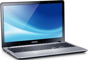 SAMSUNG 370R5E-A01GR 15.6\'\' INTEL DUAL CORE 997 4GB 500GB WINDOWS 8