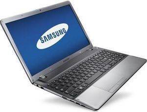 SAMSUNG NP355V5C-A01UB 15.6\'\' AMD A8-4500M 4GB 750GB AMD RADEON HD7640G WINDOWS 8 TITAN SILVER