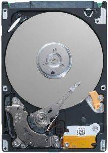 SEAGATE ST905003N1A1AS-RK MOMENTUS 500GB 2.5\'\' SSD SATA2