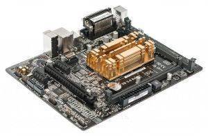 ������� ASUS N3050M-E RETAIL