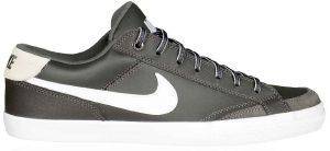 ΠΑΠΟΥΤΣΙ NIKE CAPRI II ΚΑΦΕ/ΛΕΥΚΟ (USA:8.5, EU:42) ΠΑΠΟΥΤΣΙ NIKE CAPRI II ΚΑΦΕ/ΛΕΥΚΟ (USA:8.5, EU:42)