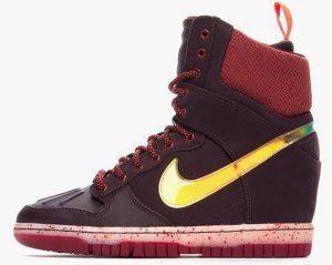 �������� NIKE DUNK SKY HI SNEAKERBOOT ��� (USA:7, EUR:38)