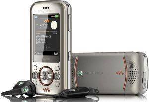 SONY ERICSSON W395 BLUSH TITANIUM SONY ERICSSON W395 BLUSH TITANIUM