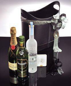 PONY SKIN ΕΦΗΜΕΡΙΔΟΘΗΚΗ +1Φ MOET E CHANDON +1Φ GLENFIDDICH +1Φ BELVEDERE +DAVIDOFF CLUB CIGARILLOS PONY SKIN ΕΦΗΜΕΡΙΔΟΘΗΚΗ +1Φ MOET E CHANDON +1Φ GLENFIDDICH +1Φ BELVEDERE +DAVIDOFF CLUB CIGARILLOS