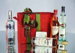 ΚΟΚΚΙΝΗ ΣΥΣΚΕΥΑΣΙΑ KNIT BASKET + 4 ΦΙΑΛΕΣ + DAVIDOFF CLUB 10 TMX ΚΟΚΚΙΝΗ ΣΥΣΚΕΥΑΣΙΑ KNIT BASKET + 4 ΦΙΑΛΕΣ + DAVIDOFF CLUB 10 TMX