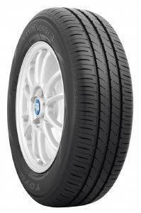  (1) 175/55R15 TOYO NANOENERGY 3 77T
