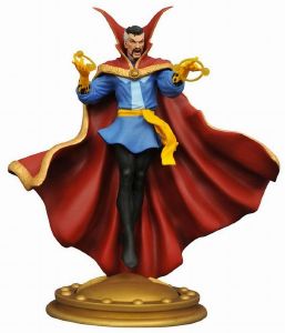 DIAMOND DIAMOND MARVEL GALLERY - DR STRANGE PVC STATUE (JUL162621)