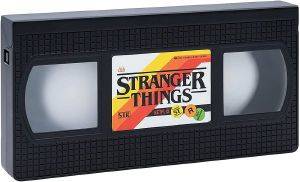 PALADONE STRANGER THINGS - VHS LOGO LIGHT (PP9948ST) PALADONE STRANGER THINGS - VHS LOGO LIGHT (PP9948ST)