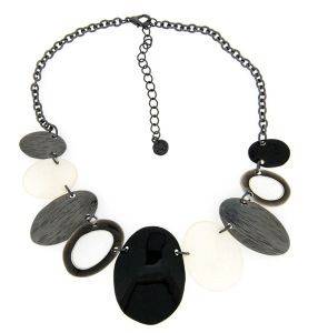 �����  ����� ������