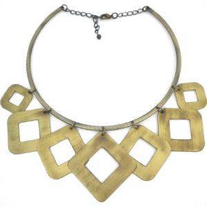 ΚΟΛΙΕ STUDIO ACCESSORI ΜΕ ΚΡΕΜΑΣΤΟΥΣ ΡΟΜΒΟΥΣ ANTIQUE ΧΡΥΣΟ ΚΟΛΙΕ STUDIO ACCESSORI ΜΕ ΚΡΕΜΑΣΤΟΥΣ ΡΟΜΒΟΥΣ ANTIQUE ΧΡΥΣΟ