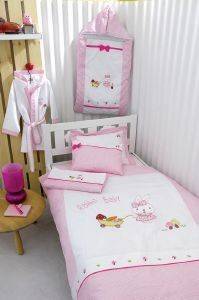   KENTIA PINK RABBIT 4