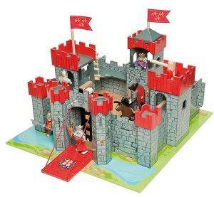 [BOM]  LE TOY VAN LIONHEART CASTLE  [TV290]
